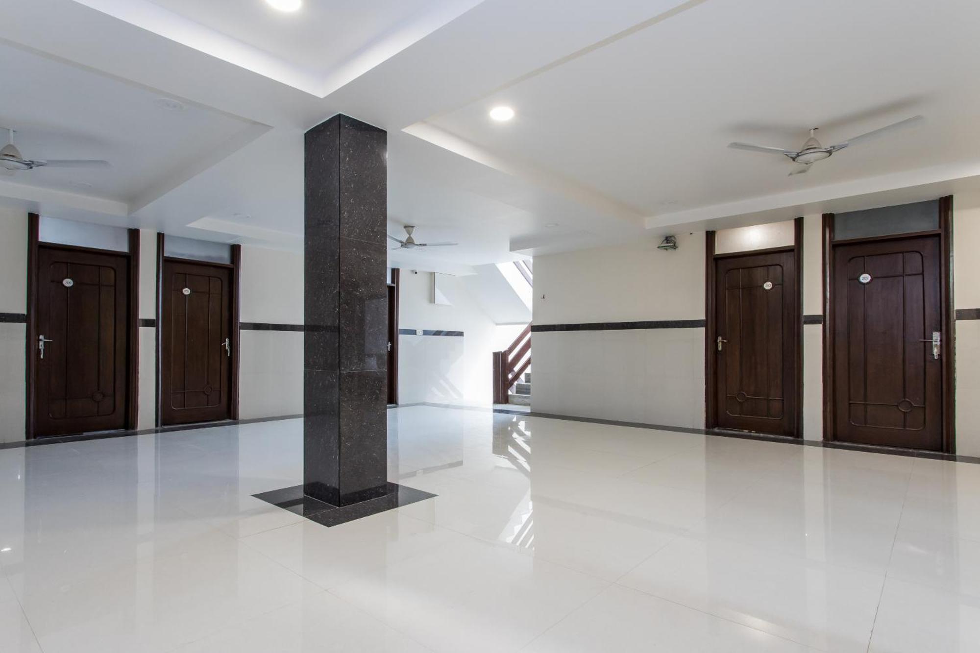 Hotel Galaxy Indore Buitenkant foto