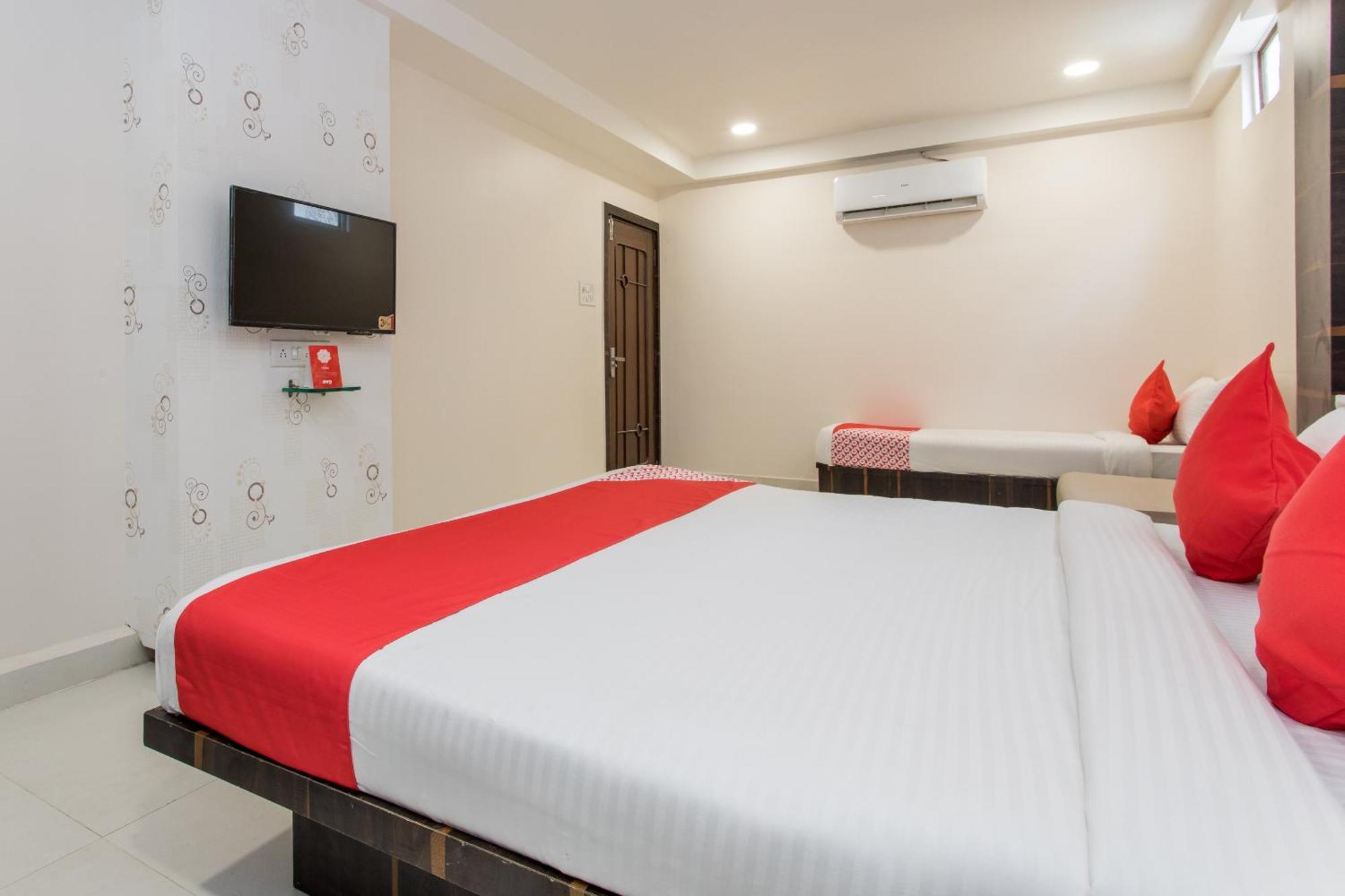 Hotel Galaxy Indore Buitenkant foto